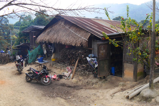 Im Hmong-Dorf, Chiang Mai, Thailand (Foto Jörg Schwarz)