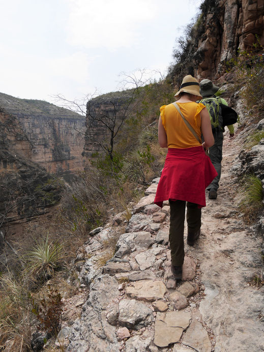 Spurenwechsler slow travel slowtravel Reiseblog Reisereportagen Reiseberichte Reisetipps Bolivien Trekking Natur Kultur Reise Reisefotografie 