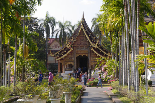 Anzahl und Schönheit der hiesigen Tempel verleihen der Stadt ihren Zusatznamen: Stadt der Tempel, Chiang Mai, Thailand (Foto Jörg Schwarz) 