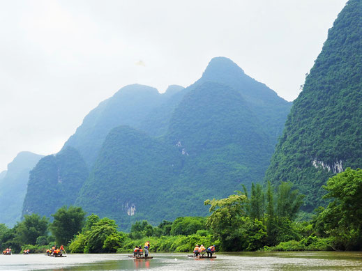 Karstkegellandschaften bei Yangshuo, China (Fotos Reinhard Helle)