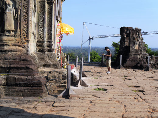 Auf dem obersten Plateau, Phnom Bakheng, Kambodscha (Foto Jörg Schwarz)