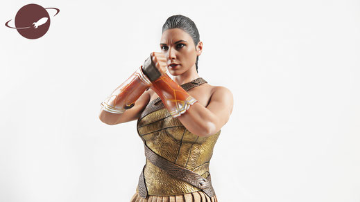 FANwerk Hot Toys Wonder Woman Training Armor Review