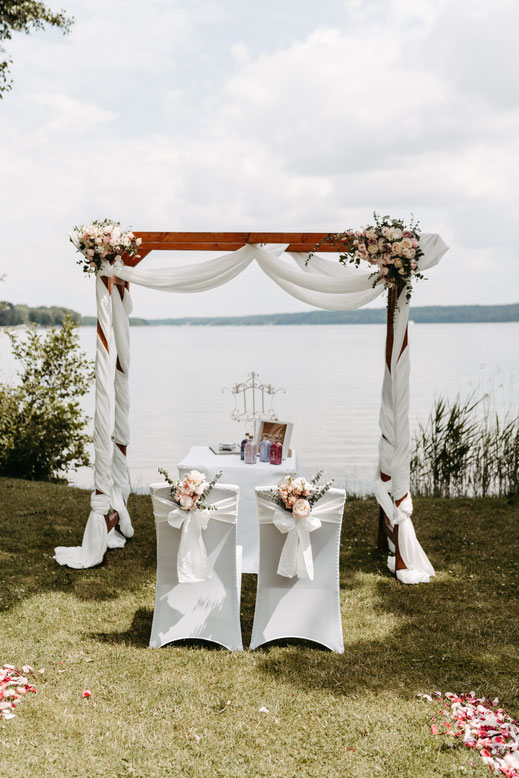 Hochzeit Hochzeitsfotograf Berlin Brandenburg Scheunenhochzeit Spreewald