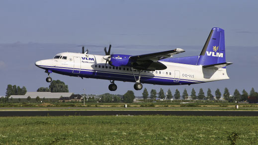---- Fokker 50 ---- OO-VLS ---- First Flight: 1989 ---- MSN: 20109 ---- Amsterdam Schiphol (AMS - EHAM) 2005