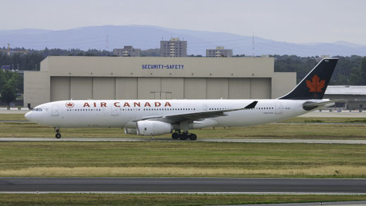 ---- Airbus A330-300 --- C-GFAH --- First Flight: 1999 --- MSN: 279 ---- Frankfurt Rhein-Main (FRA - EDDF) 2005