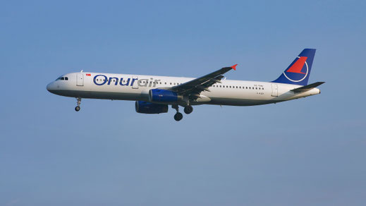 ---- Airbus A321-200 ---- TC-OAI (*2) ---- First Flight: 1998 ---- MSN: 787 ---- Brussels National (BRU - EBBR) 2006