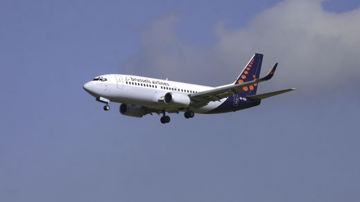 Boeing 737-300"Winglets" --- OO-VEH --- First Flight: 1998 --- MSN: 28571 Brussels National (BRU - EBBR) 2007