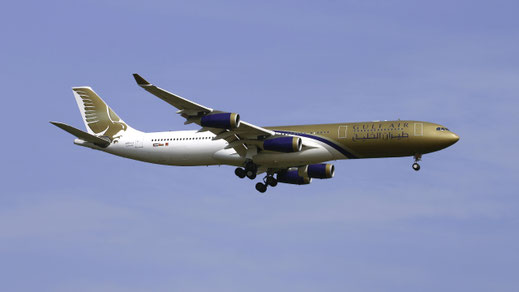 ---- Airbus A340-300 ---- A4O-LJ ---- First Flight: 1999 ---- MSN: 282 ---- Frankfurt Rhein-Main (FRA - EDDF) 2005