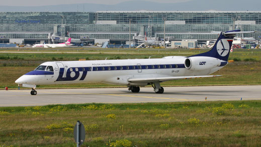 --- Embraer ERJ-145MP --- SP-LGF --- First Flight: 2000 --- MSN: 308 --- Frankfurt Rhein-Main (FRA - EDDF) 2006