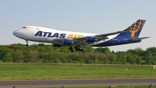 --- Boeing 747-400F --- N499MC --- First Flight: 2000 --- MSN: 29260 --- Luxembourg Findel (LUX - ELLX) 2007