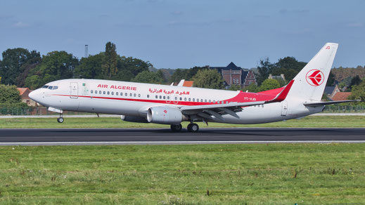 "Boeing" "737" "737-800" "7T-VJO" "2001" "30207" "BRU" "EBBR" "2023"