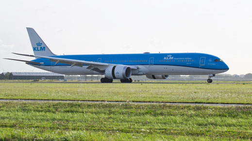 ---- Boeing 787-10 ---- PH-BKH ---- First Flight: 2020 ---- MSN: 42489 ---- Amsterdam Schiphol (AMS - EHAM) 2024