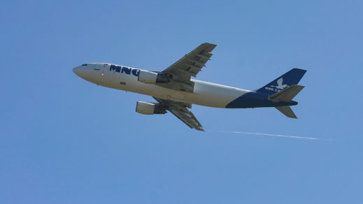--- Airbus A300B4-200F --- TC-MNA --- First Flight: 1975 --- MSN: 19 --- Frankfurt Rhein-Main (FRA - EDDF) 2006