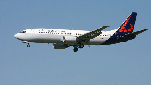 --- Boeing 737-400 --- OO-VEK --- First Flight: 1989 --- MSN: 24270 --- Brussels National (BRU - EBBR) 2007