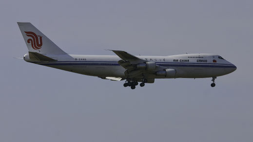 --- Boeing 747-200F --- B-2446 --- First Flight: 1983 --- MSN: 23071 --- Frankfurt Rhein-Main (FRA - EDDF) 2005