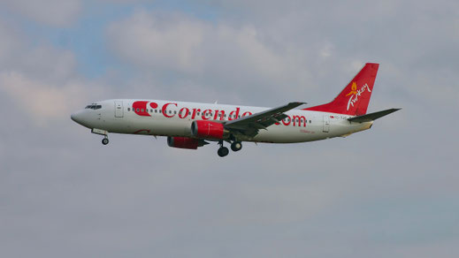 ---- Boeing 737-400 ---- TC-TJC ---- First Flight: 1993 ---- MSN: 25374 Brussels National (BRU - EBBR) 2006