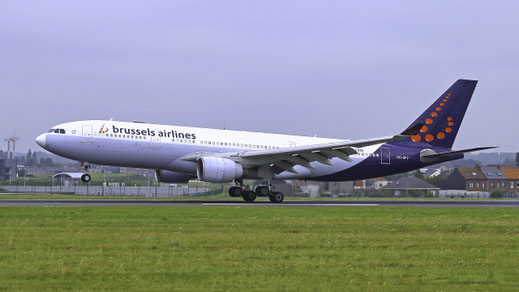 Airbus A330 A330-200 OO-SFY 1998 229 BRU EBBR 2016