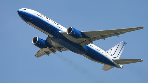 --- Boeing 777-200 --- N775UA --- First Flight: 1996 --- MSN: 26947 --- Frankfurt Rhein-Main (FRA - EDDF) 2005