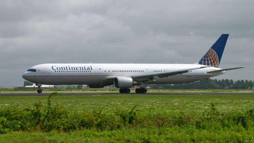 --- Boeing 767-400ER --- N67052 --- First Flight: 2000 --- MSN: 29447 --- Amsterdam Schiphol (AMS - EHAM) 2006