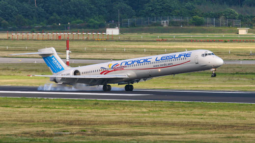 McDonnell Douglas MD-90-30 - SE-DMH - First Flight: 1997 - MSN: 53543  Frankfurt Rhein-Main (FRA - EDDF) 2005