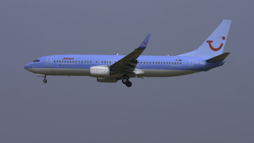 - Boeing 737-800"Winglets" -- OO-VAS (*1) -- First Flight: 2002 -- MSN: 30285 - Brussels National (BRU - EBBR) 2005