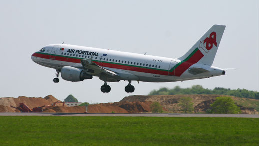--- Airbus A319-100 --- CS-TTF --- First Flight: 1998 --- MSN: 837 --- Luxembourg Findel (LUX - ELLX) 2007