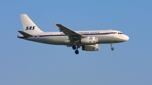 ---- Airbus A319-100 ---- OY-KBO ---- First Flight: 2006 ---- MSN: 2850 ---- "Retro-livery" --- Frankfurt Rhein-Main (FRA - EDDF) 2007