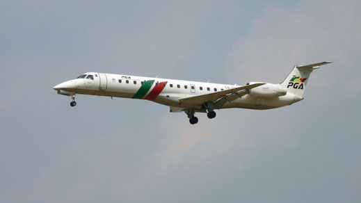 --- Embraer ERJ-145EP --- CS-TPI --- First Flight: 1997 --- MSN: 31 --- Brussels National (BRU - EBBR) 2005