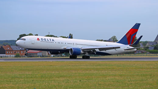 Boeing 767-300ER"Winglets" -- N191DN -- First Flight: 1997 -- MSN: 28448 Brussels National (BRU - EBBR) 2017
