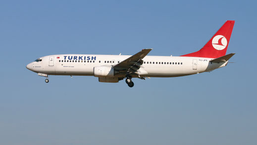 --- Boeing 737-800 --- TC-JFK --- First Flight: 1999 --- MSN: 29773 --- Brussels National (BRU - EBBR) 2005