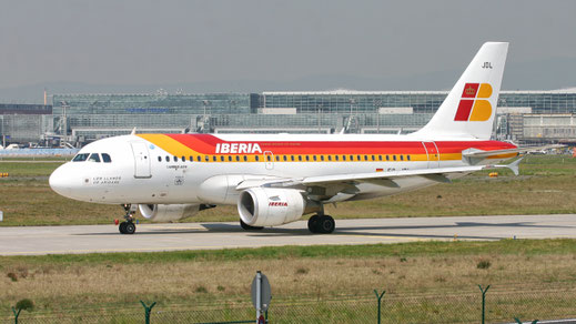 --- Airbus A319-100 ---- EC-JDL ---- First Flight: 2004 ---- MSN: 2365 ---- Frankfurt Rhein-Main (FRA - EDDF) 2007