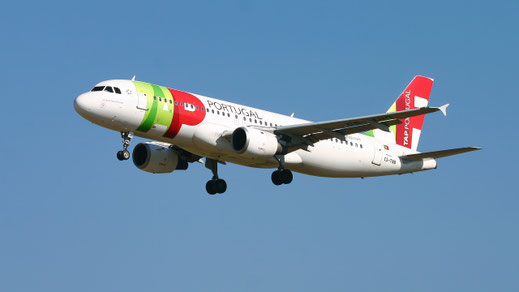 ---- Airbus A320-200 --- CS-TNB --- First Flight: 1991 --- MSN: 191 ---- Brussels National (BRU - EBBR) 2005