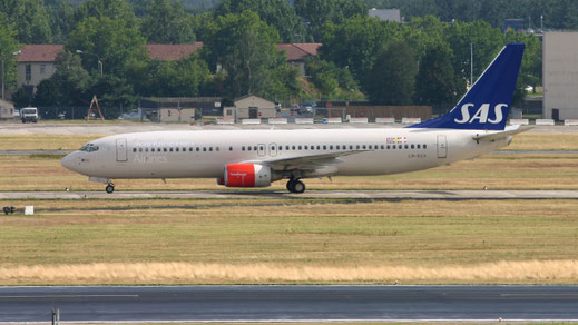 --- Boeing 737-800 --- LN-RCX --- First Flight: 2000 --- MSN: 30196 --- Frankfurt Rhein-Main (FRA - EDDF) 2005