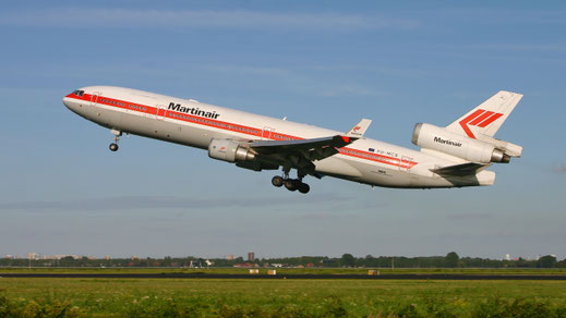 McDonnell Douglas MD-11CF - PH-MCR - First Flight: 1995 - MSN: 48617 Amsterdam Schiphol (AMS - EHAM) 2005