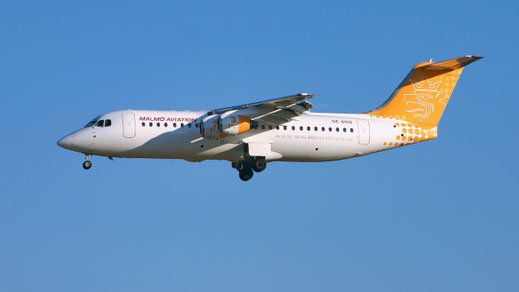 --- BAe Avro RJ100 --- SE-DSR --- First Flight: 1994 --- MSN: 3245 --- Brussels National (BRU - EBBR) 2005
