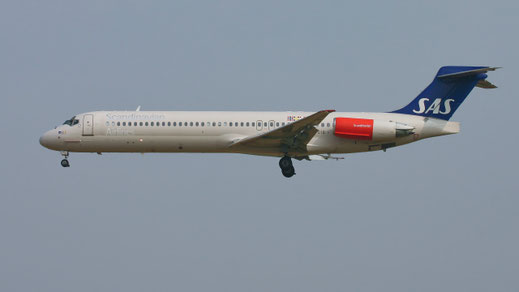 McDonnell Douglas MD-87 -- SE-DIB -- First Flight: 1988 -- MSN: 49605 Brussels National (BRU - EBBR) 2005