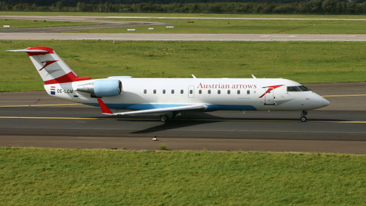 --- Bombardier CRJ-200LR --- OE-LCM -- First Flight: 1997 --- MSN: 7205 --- Düsseldorf Rhein-Ruhr (DUS - EDDL) 2004