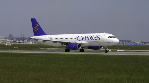 ---- Airbus A320-200 ---- 5B-DBA ---- First Flight: 1991 ---- MSN: 180 ---- Frankfurt Rhein-Main (FRA - EDDF) 2005