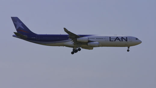 --- Airbus A340-300 --- CC-CQC --- First Flight: 2000 --- MSN: 363 --- Frankfurt Rhein-Main (FRA - EDDF) 2005
