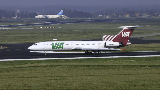 --- Tupolev TU-154 --- LZ-MIG --- First Flight: 1990 --- MSN: 90A840 --- Brussels National (BRU - EBBR) 2004