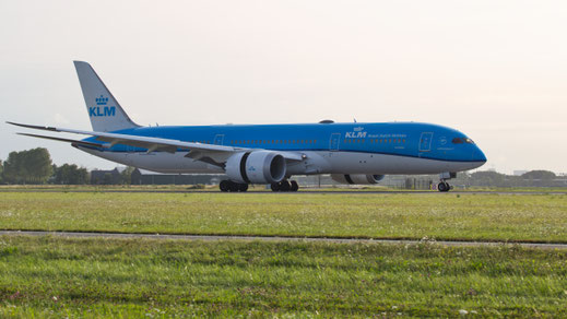 --- Boeing 787-9 --- PH-BHC --- First Flight: 2015 --- MSN: 38760 --- Amsterdam Schiphol (AMS - EHAM) 2024