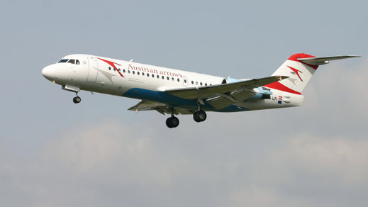 ----- Fokker 70 ----- OE-LFI ----- First Flight: 1995 ----- MSN: 11529 ----- Frankfurt Rhein-Main (FRA - EDDF) 2006