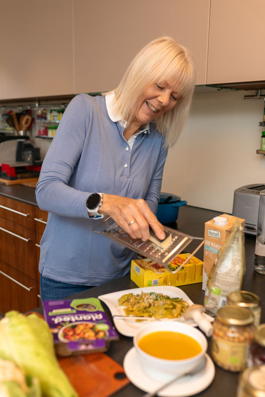 Ernährung für gesundes Altern. Gunhild Hinkelmann, smarter altern
