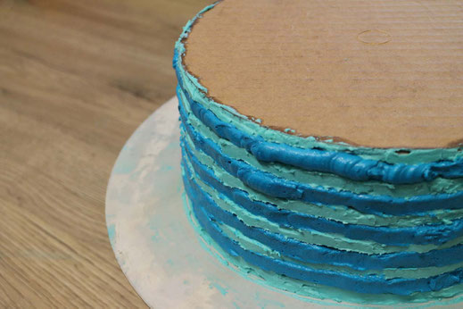 buttercream stripes