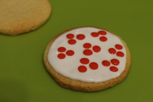 christmas pattern cookies with roses