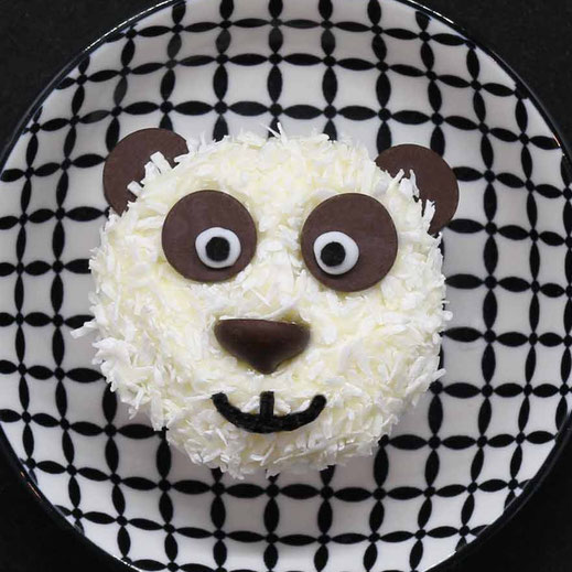 panda cupcake