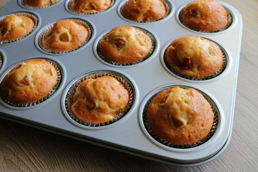yellow plum cupcakes