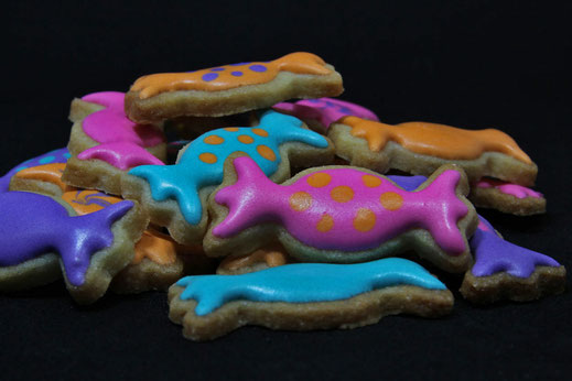 super cute candy shaped cookies