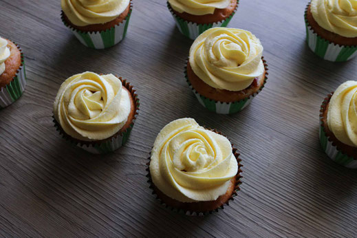 yellow plum cupcakes