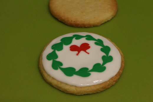 wreath christmas pattern cookies